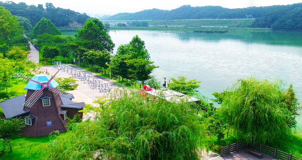 Gyeongan Riverfront
